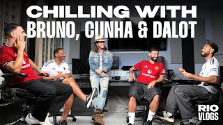 Download Lagu Chilling with Bruno Fernandes, Matheus Cunha \u0026 Diogo Dalot | My USA Tour Round Up 🇺🇸 MP3 Download Lagu Chilling with Bruno Fernandes, Matheus Cunha \u0026 Diogo Dalot | My USA Tour Round Up 🇺🇸 MP3
