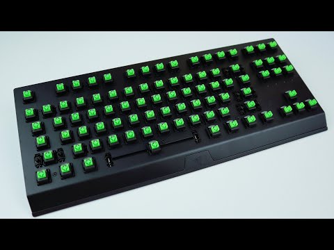 Razer BlackWidow V3 Gaming Keyboard - Review & Sound Test! [4K] 