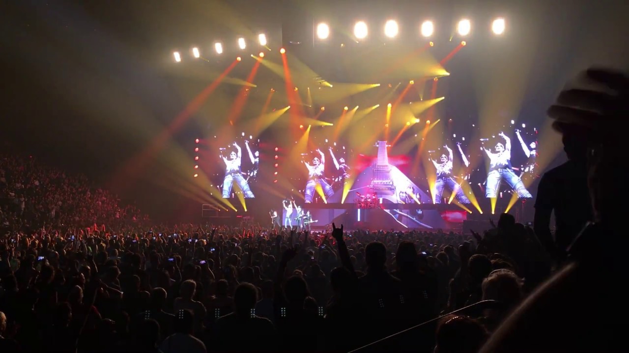 camera iphone 8 plus apk Scorpions playing with 4 guitars live