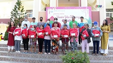 Trường THPT Vũng Tàu tặng quà tết cho học sinh nghèo trị giá hơn 100 triệu đồng | BRTgo