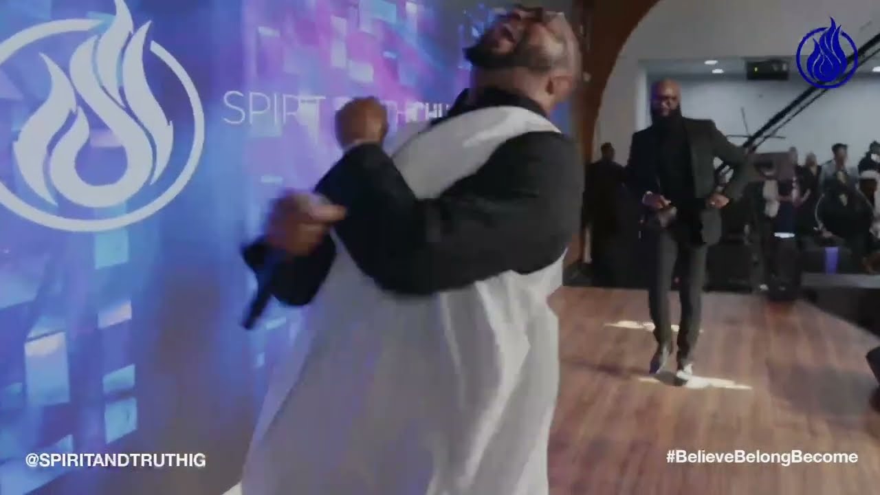 🔥 Pastor Moore Couldn't Even PREACH Because The Praise Break Got So Crazy! (It Gets GOOD!)