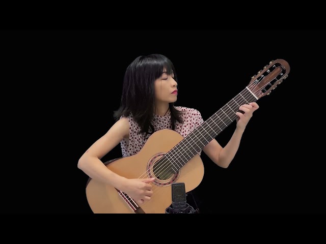 Eterna Saudade - Dilermando Reis - Guitarist Kim Chung with 8-string guitar class=