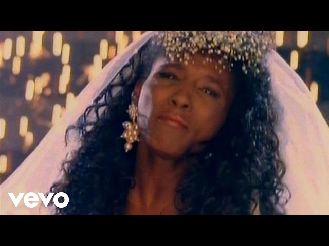 Sinitta - I Don't Believe In Miracles