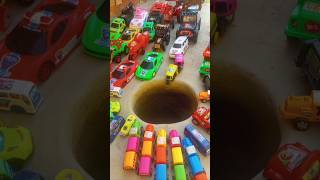 pila auto 🌻🛺aur red auto and white ambulance 🚑toy video #automobile #toyswala #car #jcbvideo