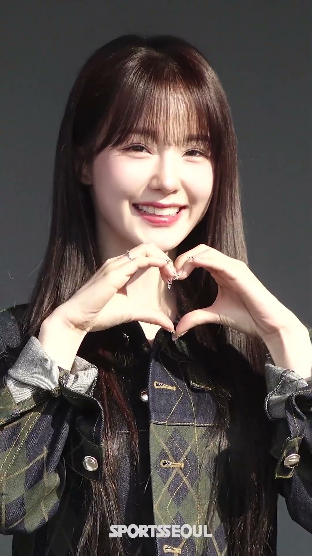 우아 나나, 오랜만에 보니 더 예뻐졌어