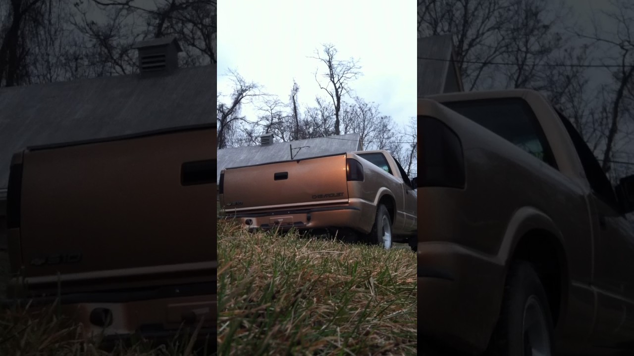 2.2 chevy s10 straight pipe no cat - YouTube