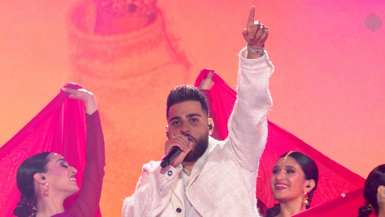 karan-aujla-softly-admirin-you-juno-awards-performance-ikky