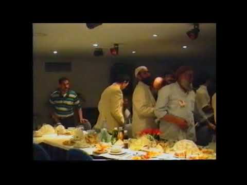 Erbakan Hoca, Adana'da Yemek Davetinde Karşılanıyor - 1994 #shorts