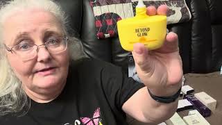 Lots of great Avon products to see!!