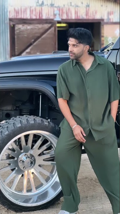 Signs Song Out On 27th August #gururandhawa #manofthemoon