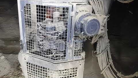 SmartROC D65 mk2, night shift drilling presplit holes