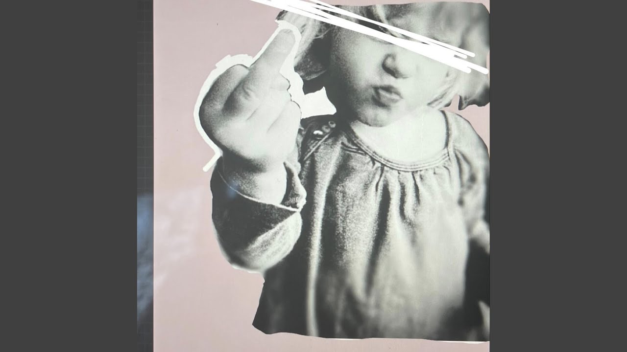 Guarda Restraining Order su YouTube Guarda Restraining Order su YouTube