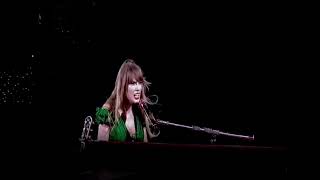 Taylor Swift - I dont wanna live forever ft. Zayn live at The Eras tour, Chicago, idwlf, T Swift, TS Resimi