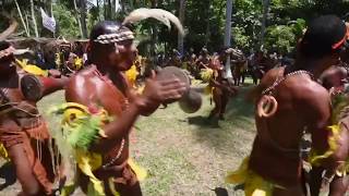 Папуа-Новая Гвинея. Национальные танцы жителей Берега Маклая
