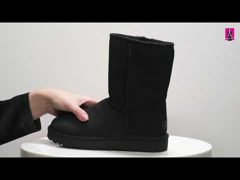 Video: Uggs Classic Short, UGG