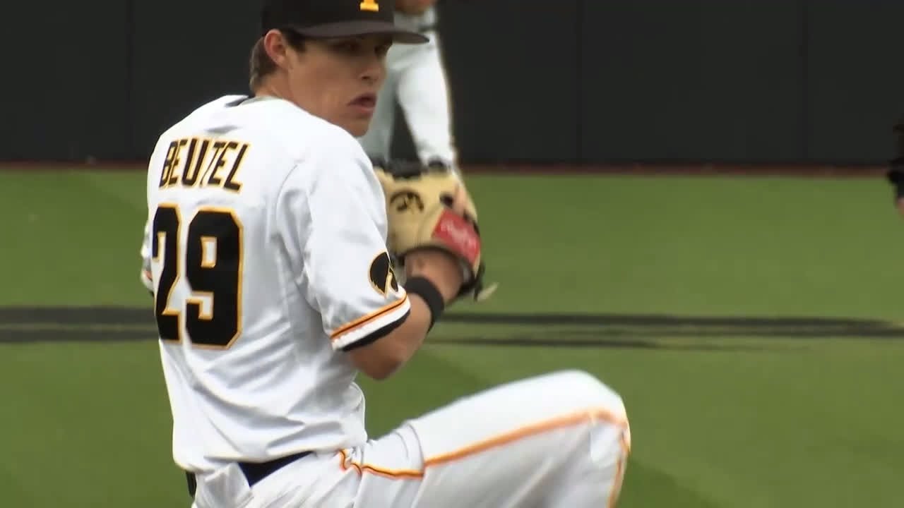 Baseball: Iowa 3, Kansas 1