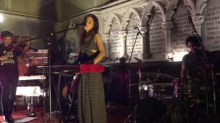 Julia Holter - Goddess Eyes (live in Dublin 2013)