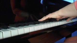 Video thumbnail of "Bom estarmos aqui louvando a Deus (piano e voz)"