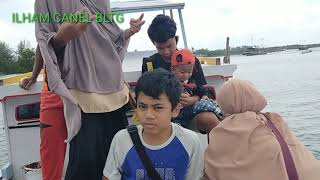 perjalanan kepulau Rengit sama keluarga mengunakan perahu pat2