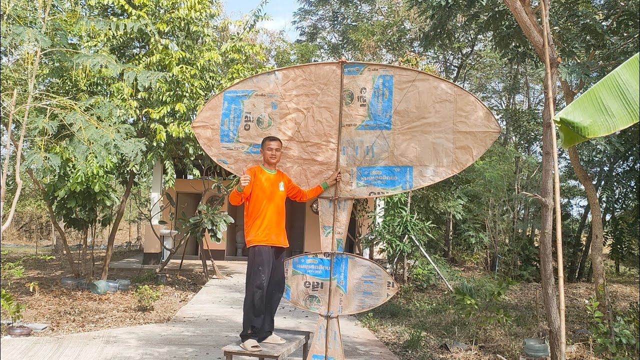 ว่าว2สอง แม่ลูก ติดกระดาษเสร็จสมบูรณ์ รอปล่อยเย็นนี้