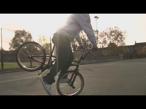 BMX ਟ੍ਰਿਕਸ &rsquo;ਤੇ ਸਟੰਟ ਪੈਗਸ ਦੀ ਵਰਤੋਂ ਕਿਵੇਂ ਕਰੀਏ