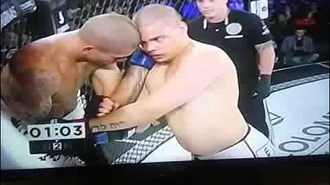 Jungle fight 82 Quemuel Ottoni x Alex Pereira