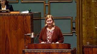 Download Lagu Krista Kiurua karmaisee MP3