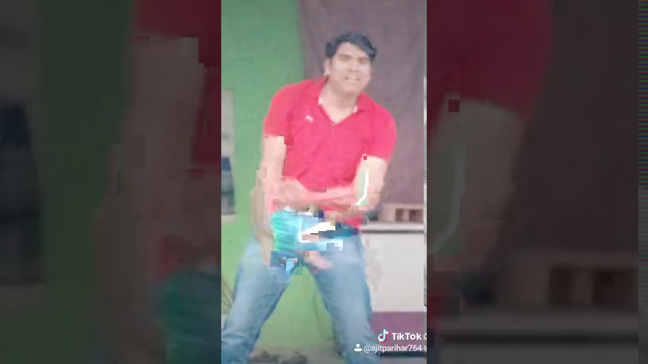 Ye Pagla Hain , samjhane se samje na