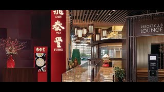 Walking from Aria Parking Garage to Din Tai Fung