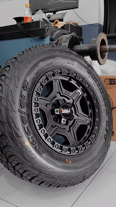 Daihatsu Terios upgrade velg HSR R15 di padukan dengan ban semi off-road AT