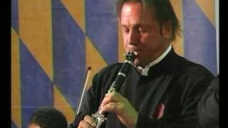 Mikis Theodorakis - Zorba The Greek - arranged by Wojtek Mrozek (clarinet solo) chords