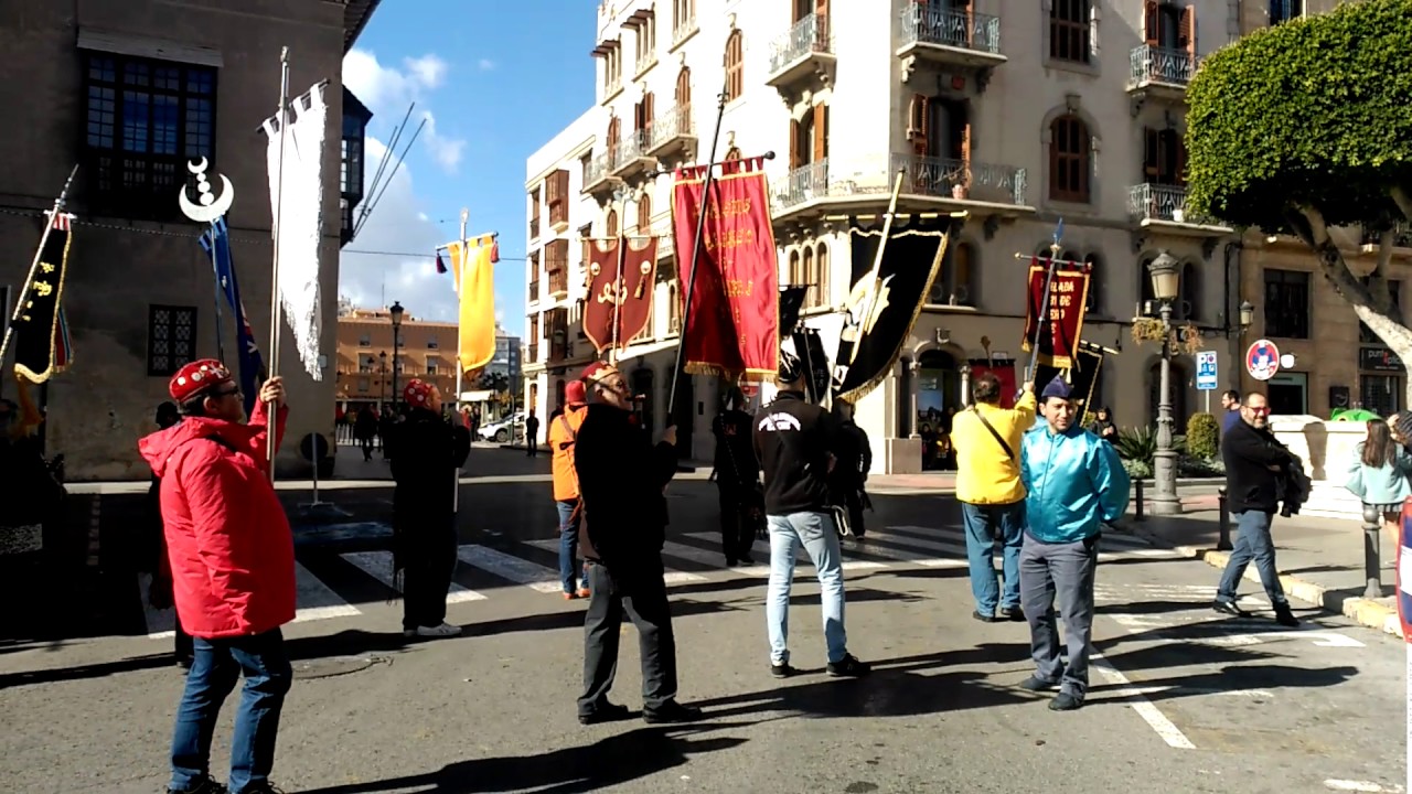 Mig Any de Moros y Cristianos de Elche.