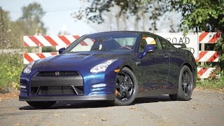 2015 Nissan GT-R Review - AutoNation