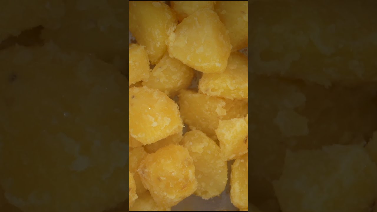 This Is The GREATEST Way To Make Roasted Potatoes
