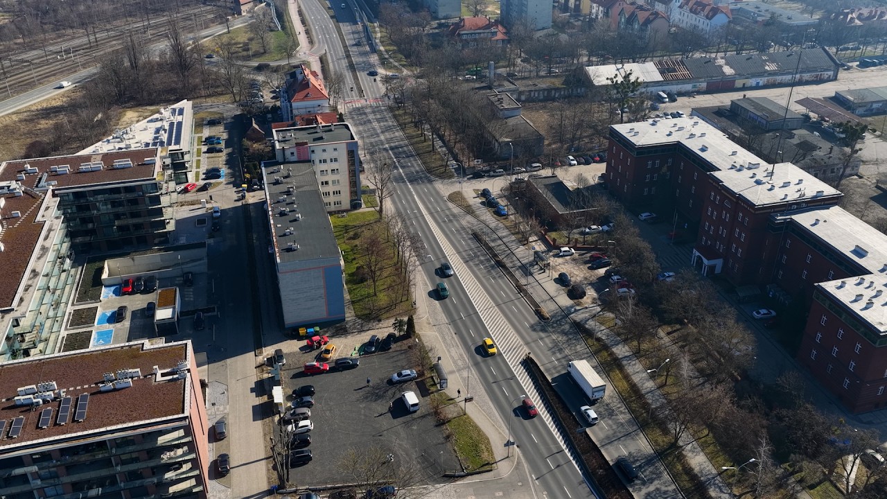 Policjant o zmianach w ruchu drogowym 2026