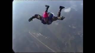 SKYDIVERS of the French Foreign Legion - For VENDOLA