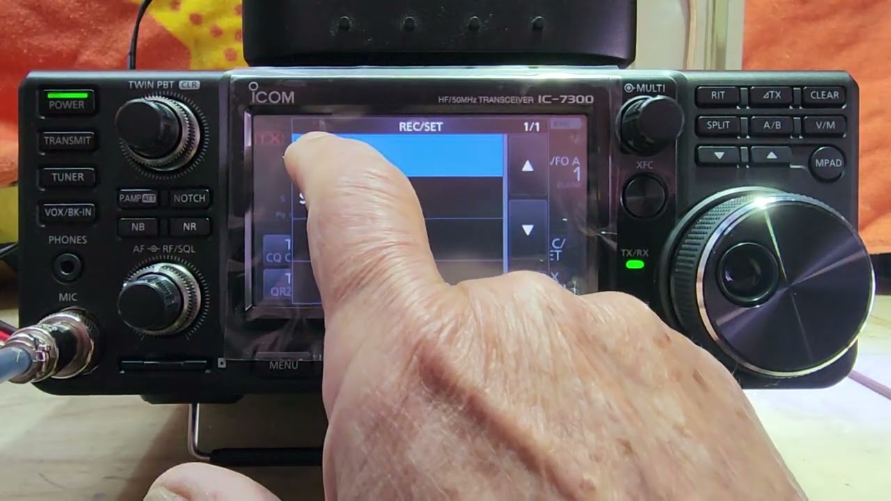 ICOM IC 7300 configurações básicas. - YouTube