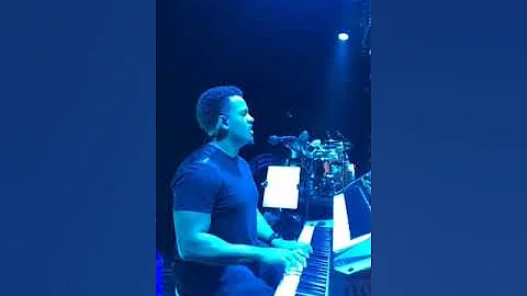 Phillip Feast ( Keys Cam ) Fred Hammond