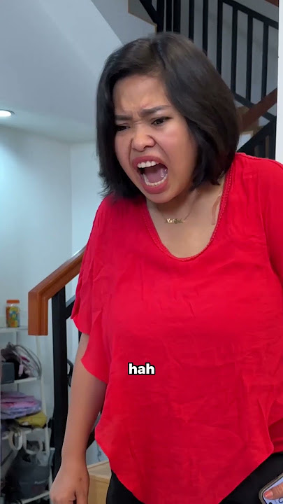 A family of victims of advertising, haha