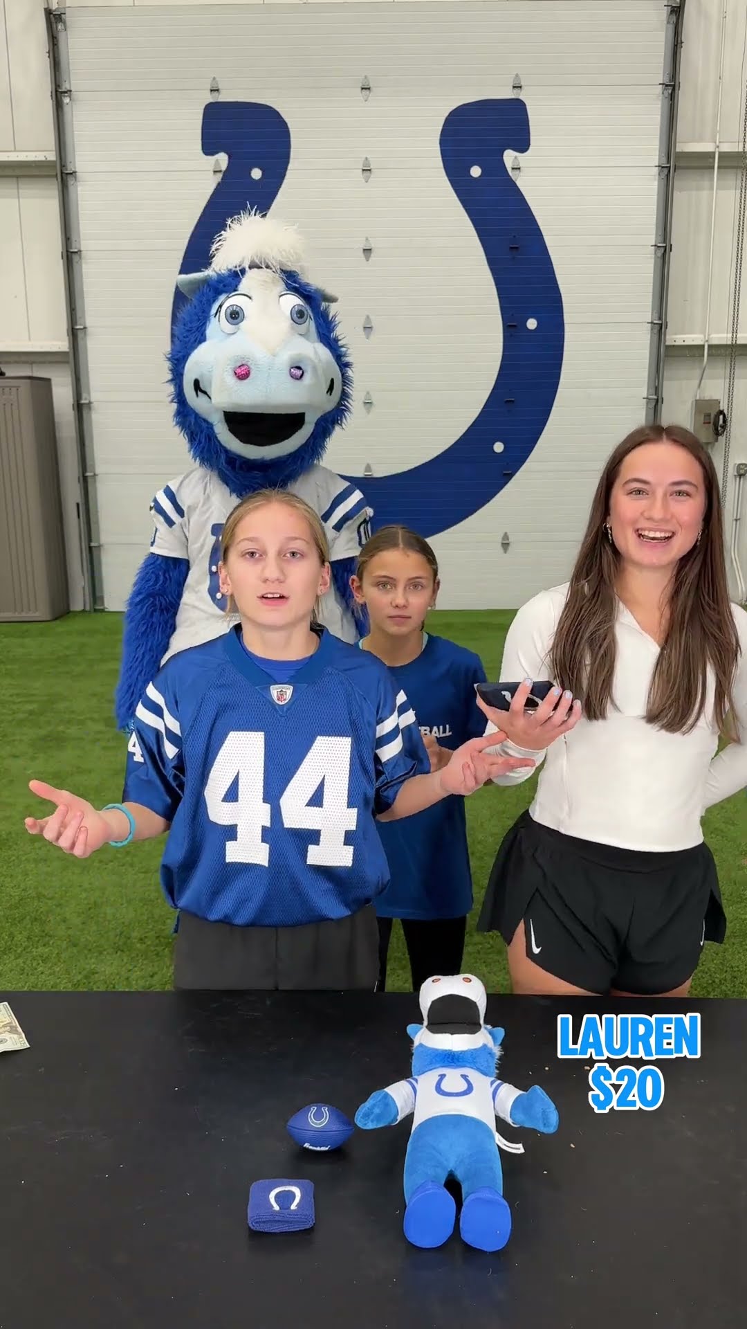 Can we beat @BlueColtsMascot in the reflex challenge?? #familyfun