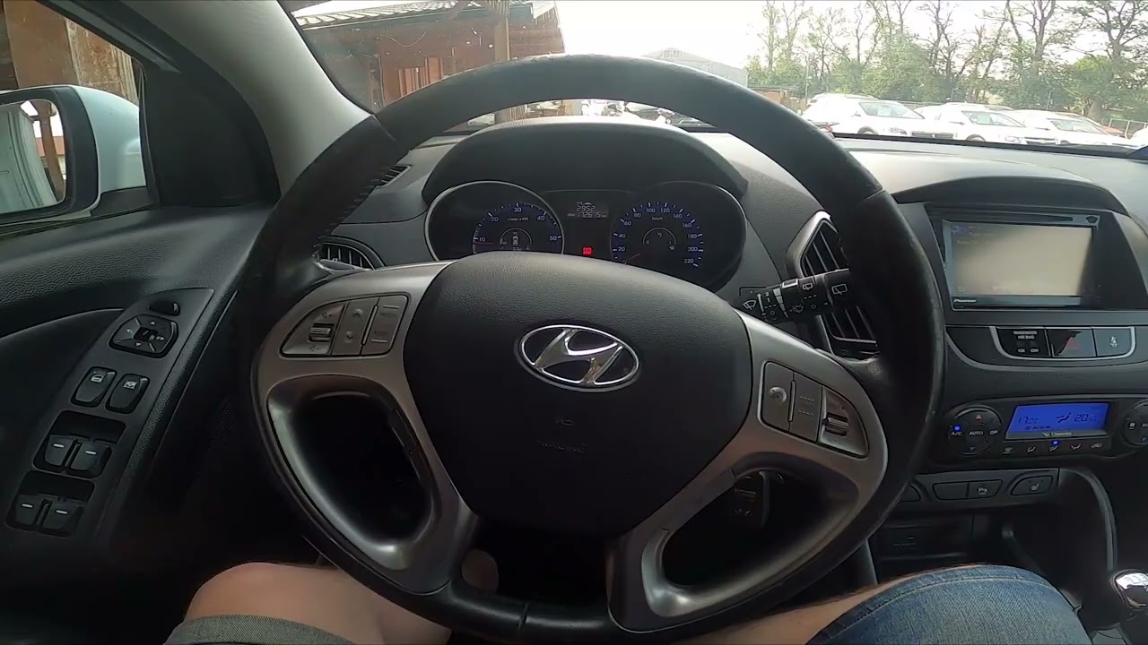 How to Change Radio Display Brightness in Hyundai ix35 ( 2010 2015