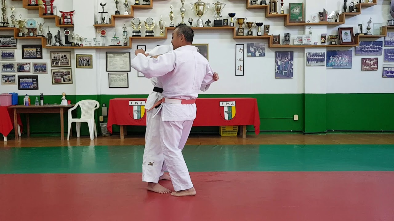 Sequência de golpes - Sasae tsuri komi ashi/Osoto gari