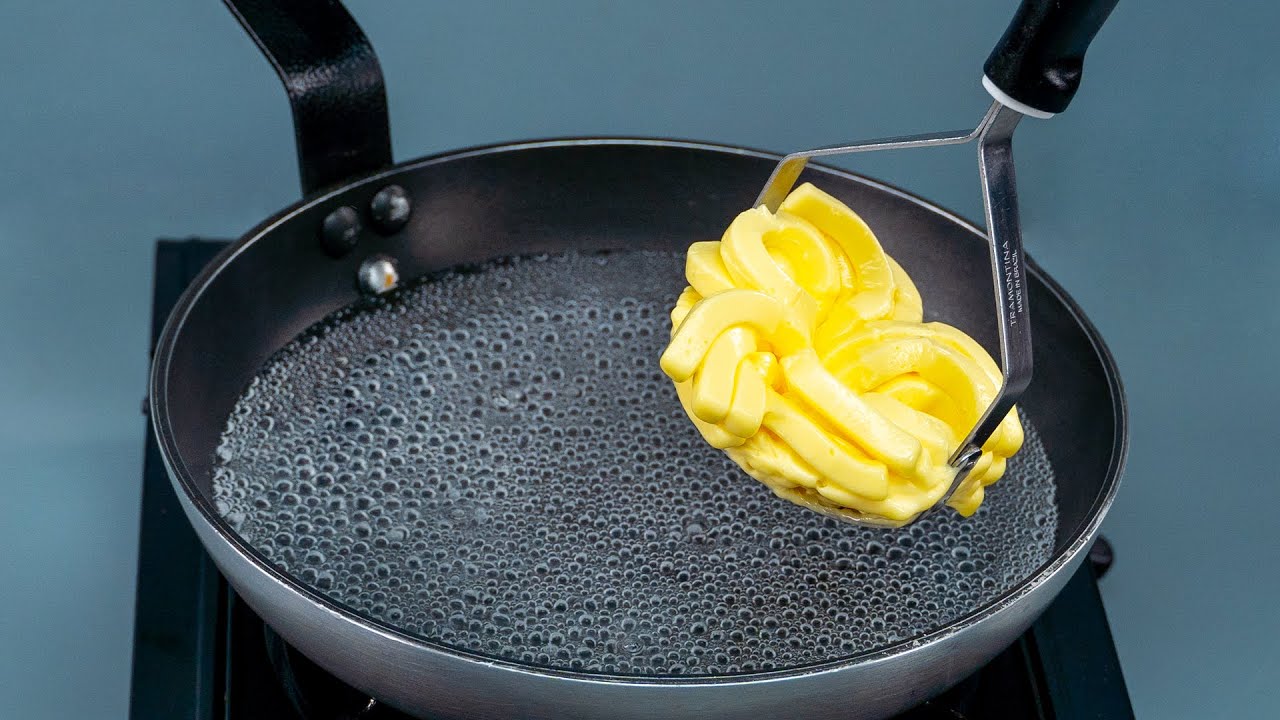 Я просто добавляю масло в кипящую воду! Я ем их вместо хлеба