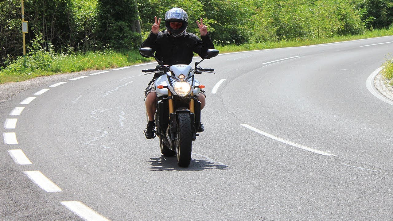 Yamaha FZ8 - Test, Sound und Action mit der FZ-8N