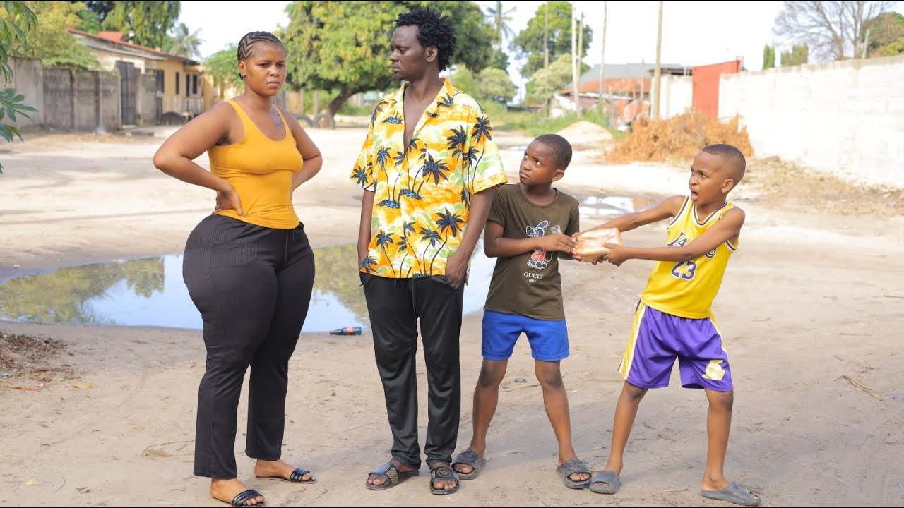 STEVE TOMEONA WE DOGO SELE UNASEMAJE MPYA