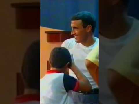 كاظم الساهر مع ابنه عمر الساهر 1998 العراق كاظم الساهر