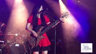 Kiyoshi gets funky, slapping the bass and singing!