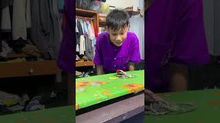 ไปดูกุญแจรถให้แม่หน่อย