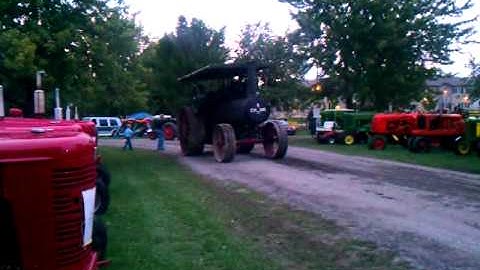 Steam tractor at Tipton Threshing show
