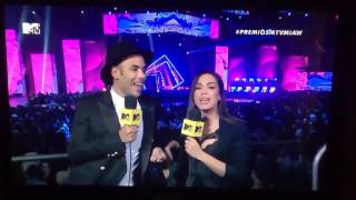 Anitta fala de parceria com Lali Esposito no MTV MIAW 2017